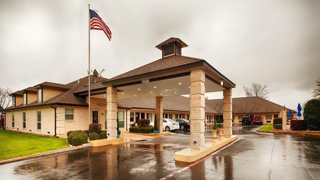 Super 8 by Wyndham Cleburne Motel Eksteriør billede